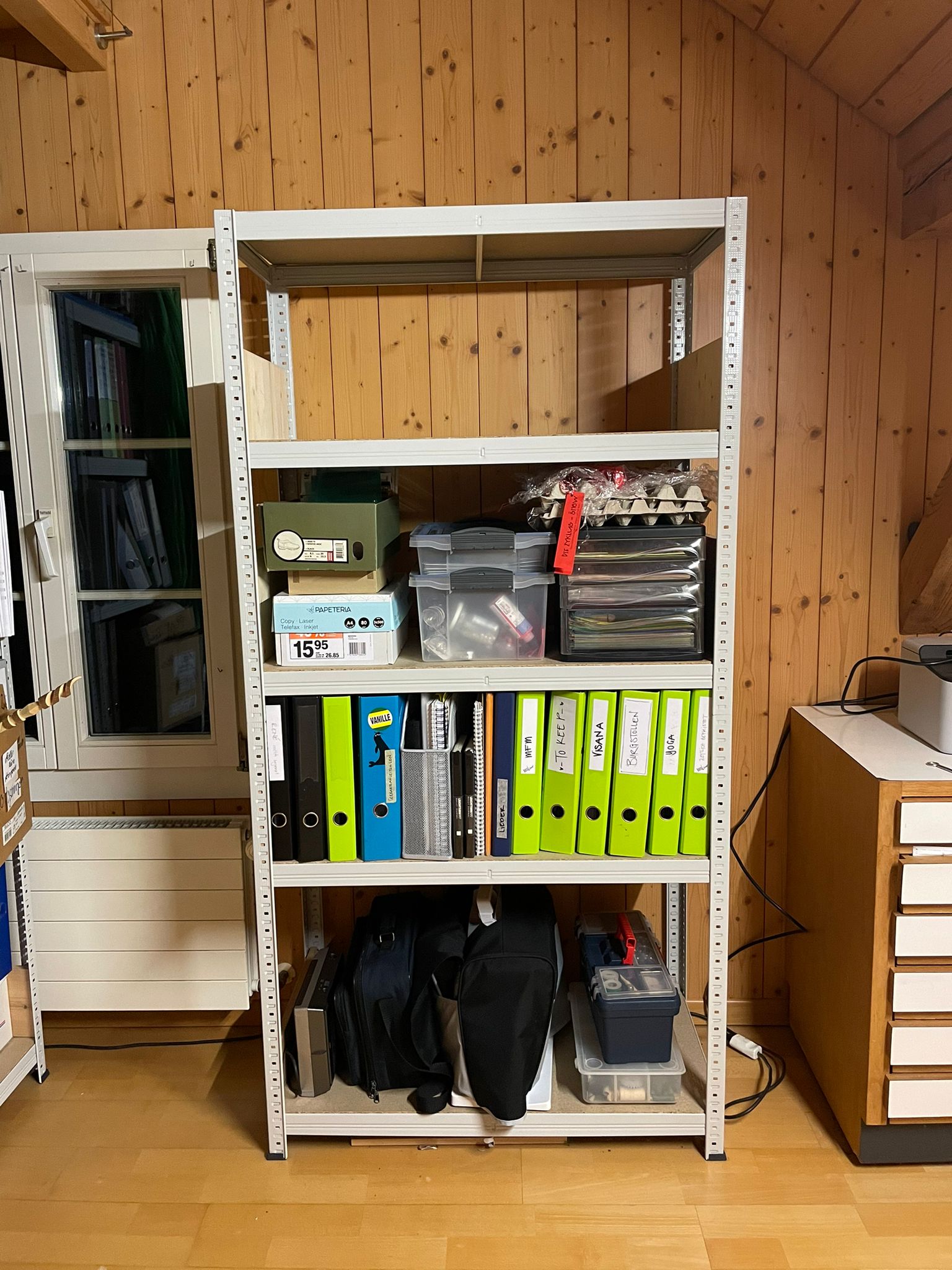 Arbeitszimmer 1 nach der Organisation