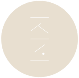 konmari bronze consultant logo